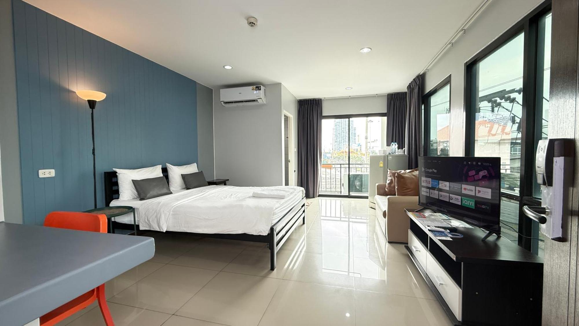 ฺbaan Paknam Hotel Самутпракан Экстерьер фото